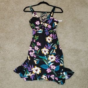 NWT ASOS maternity black stretchy floral dress 4